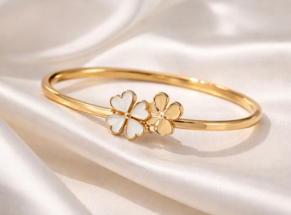 Lucky Love Clover Bracelet