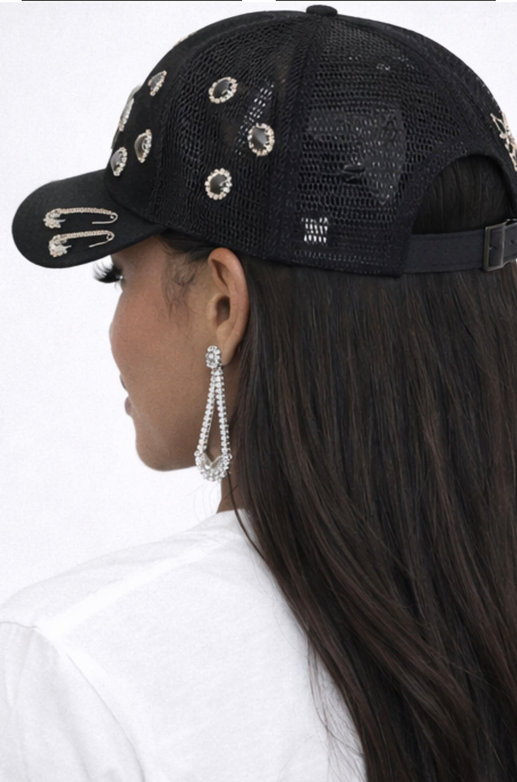 TB Crystal Mesh Trucker Cap – Black