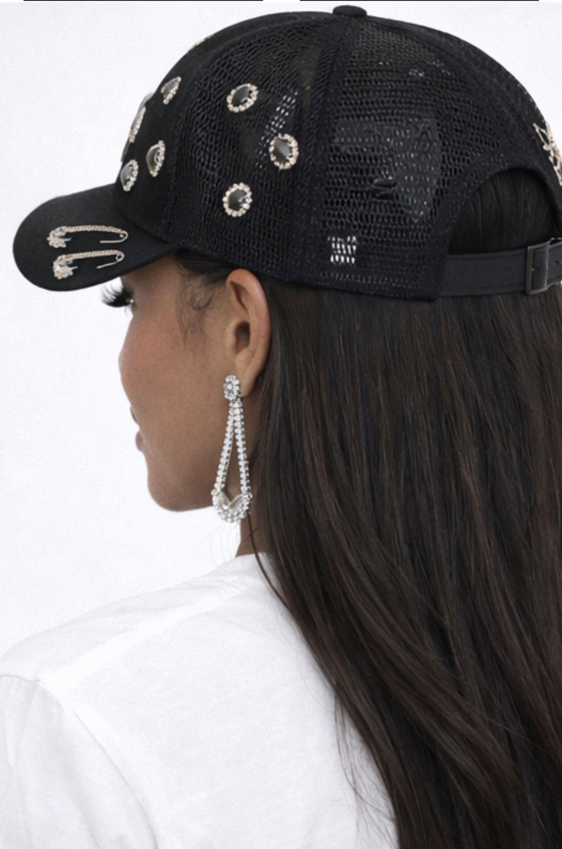 TB Crystal Mesh Trucker Cap – Black